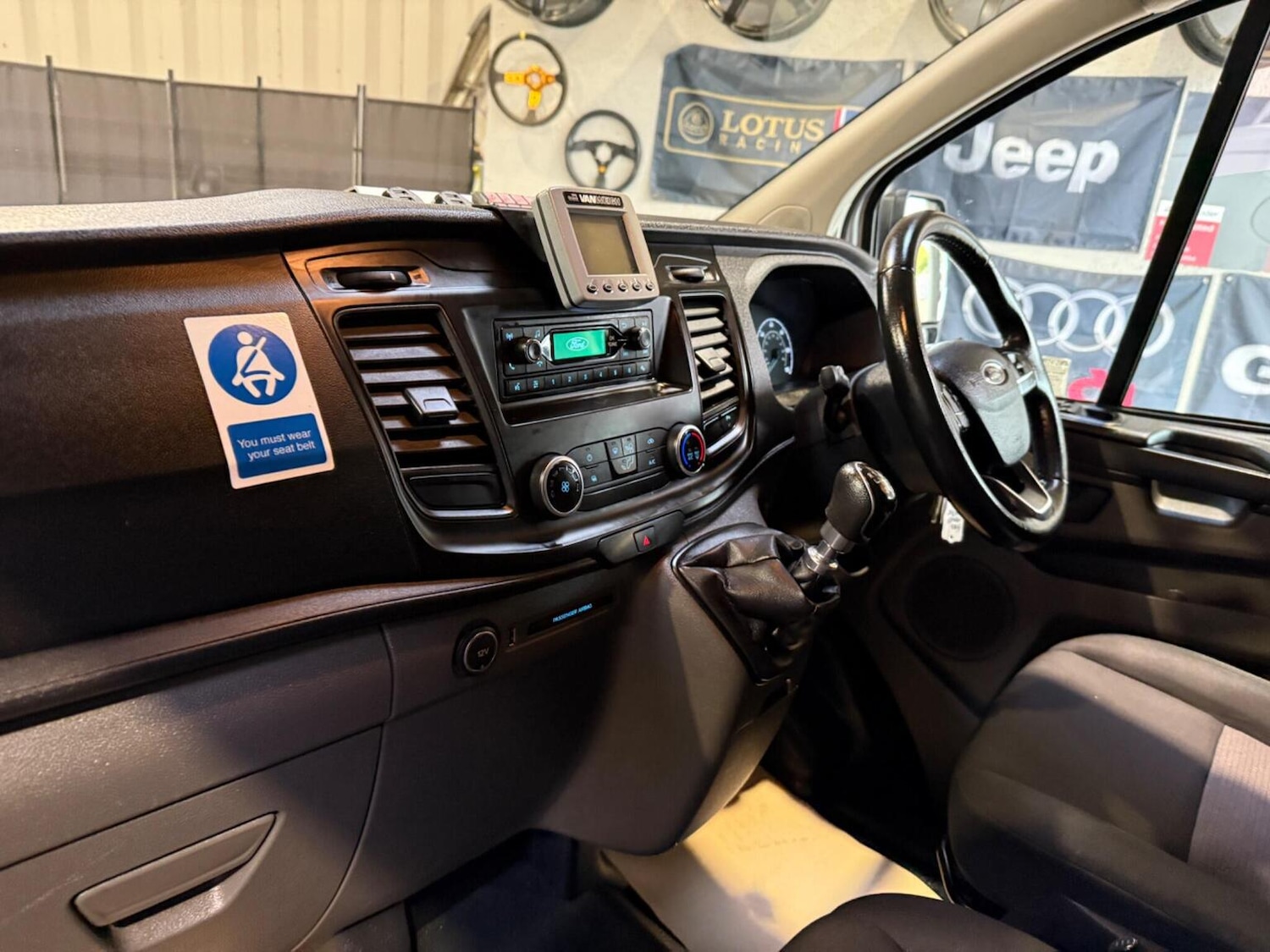 Used Ford Transit Custom 2018 for sale - 76120209: Photo 30