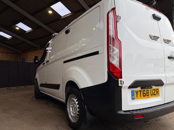 Used Ford Transit Custom 2018 for sale - 76120209: Photo