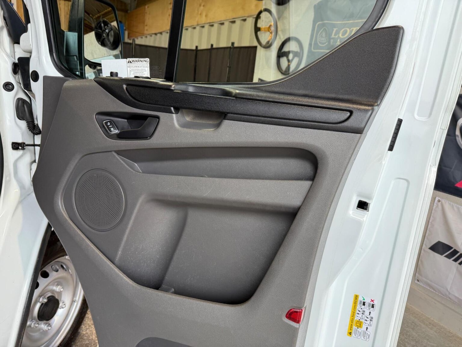 Used Ford Transit Custom 2018 for sale - 76120209: Photo 59