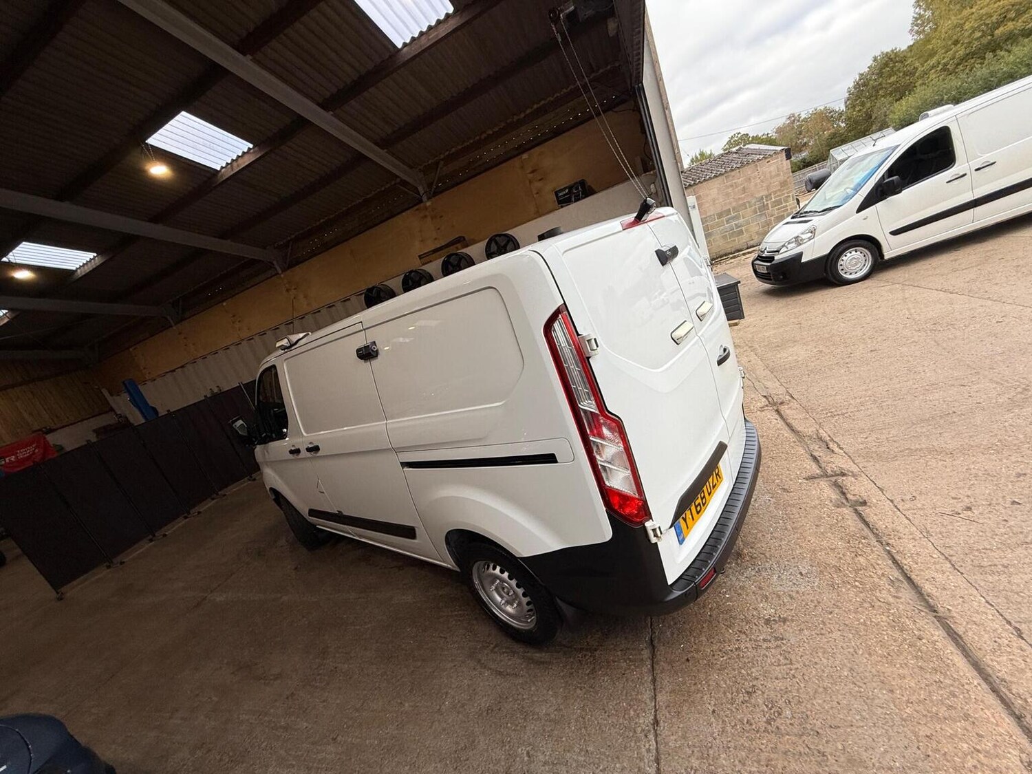 Used Ford Transit Custom 2018 for sale - 76120209: Photo 76