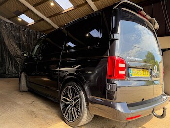 Used Volkswagen Transporter 2018 for sale - 78352941: Photo