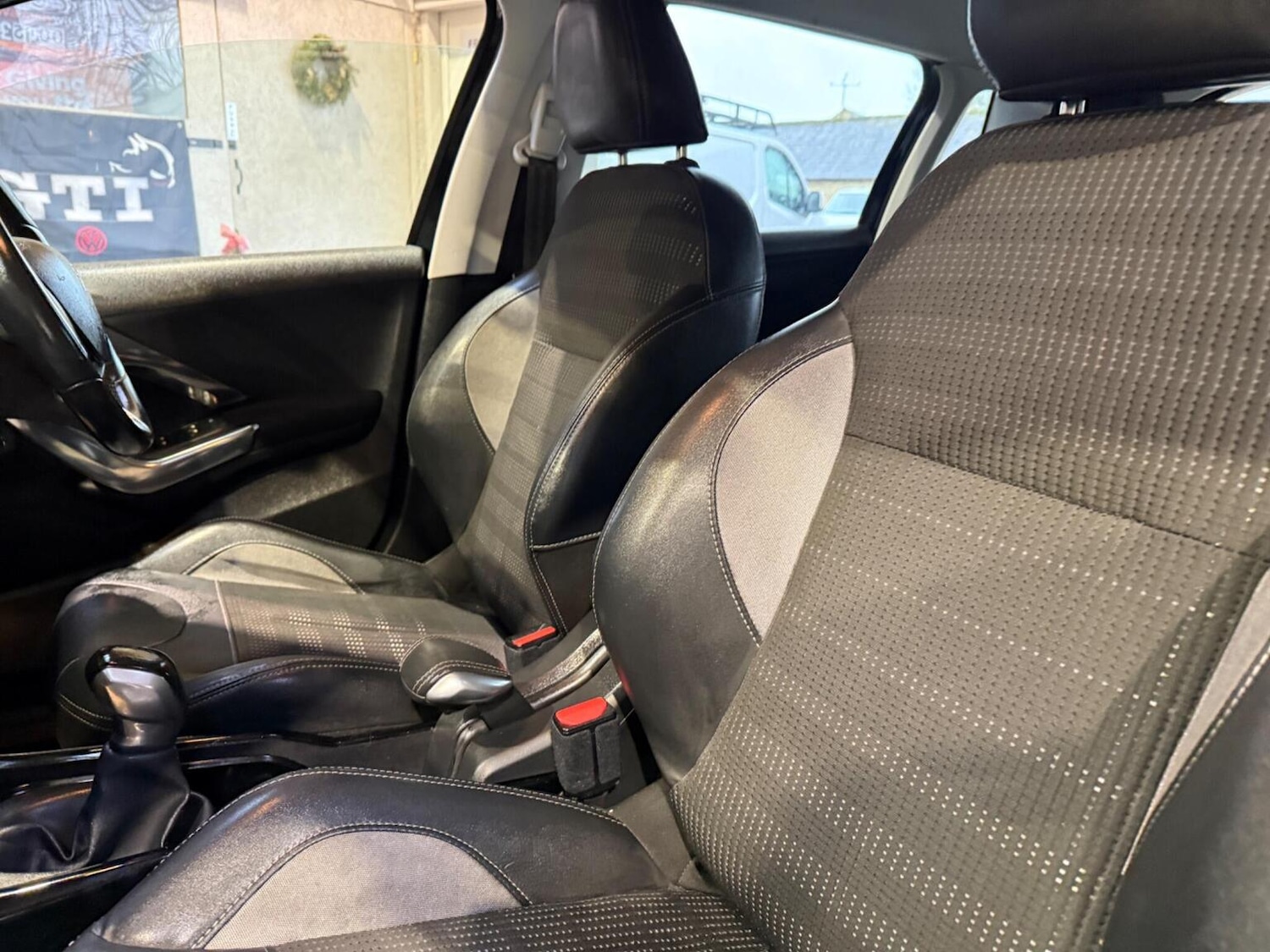 Used Peugeot 2008 2016 for sale - 78176134: Photo 25