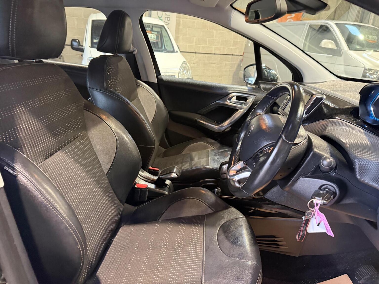 Used Peugeot 2008 2016 for sale - 78176134: Photo 42