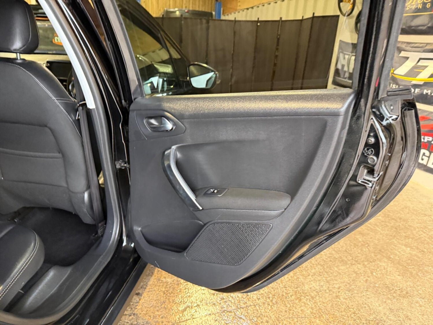 Used Peugeot 2008 2016 for sale - 78176134: Photo 46