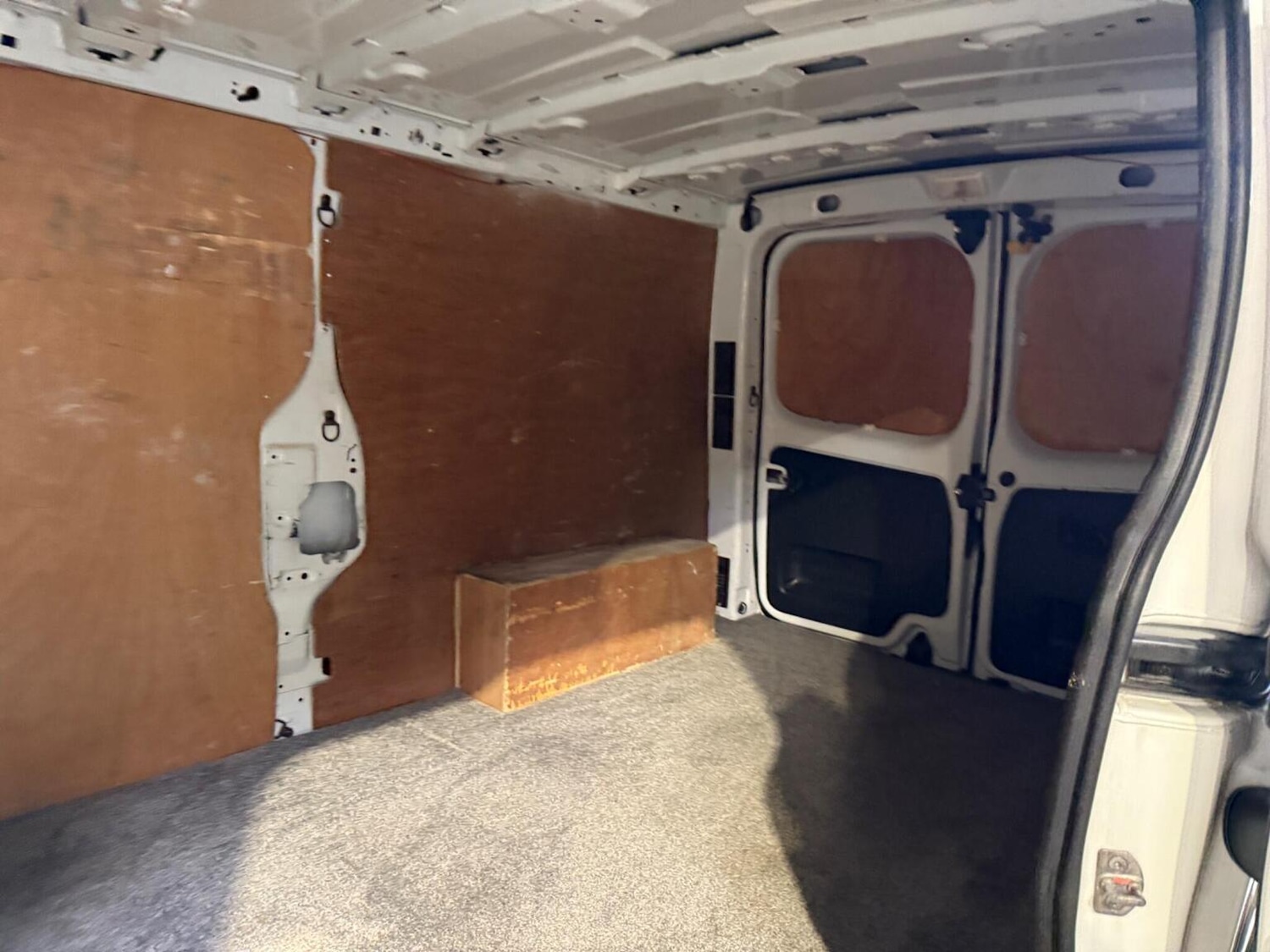 Used Vauxhall Vivaro 2015 for sale - 76299057: Photo 32