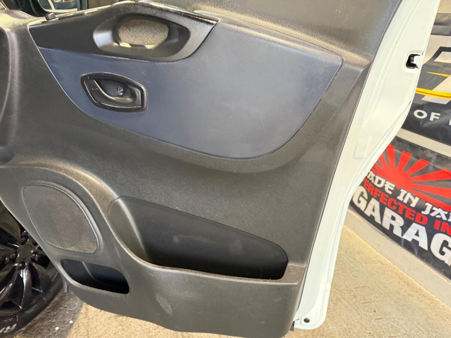 Used Vauxhall Vivaro 2015 for sale - 76299057: Photo 47