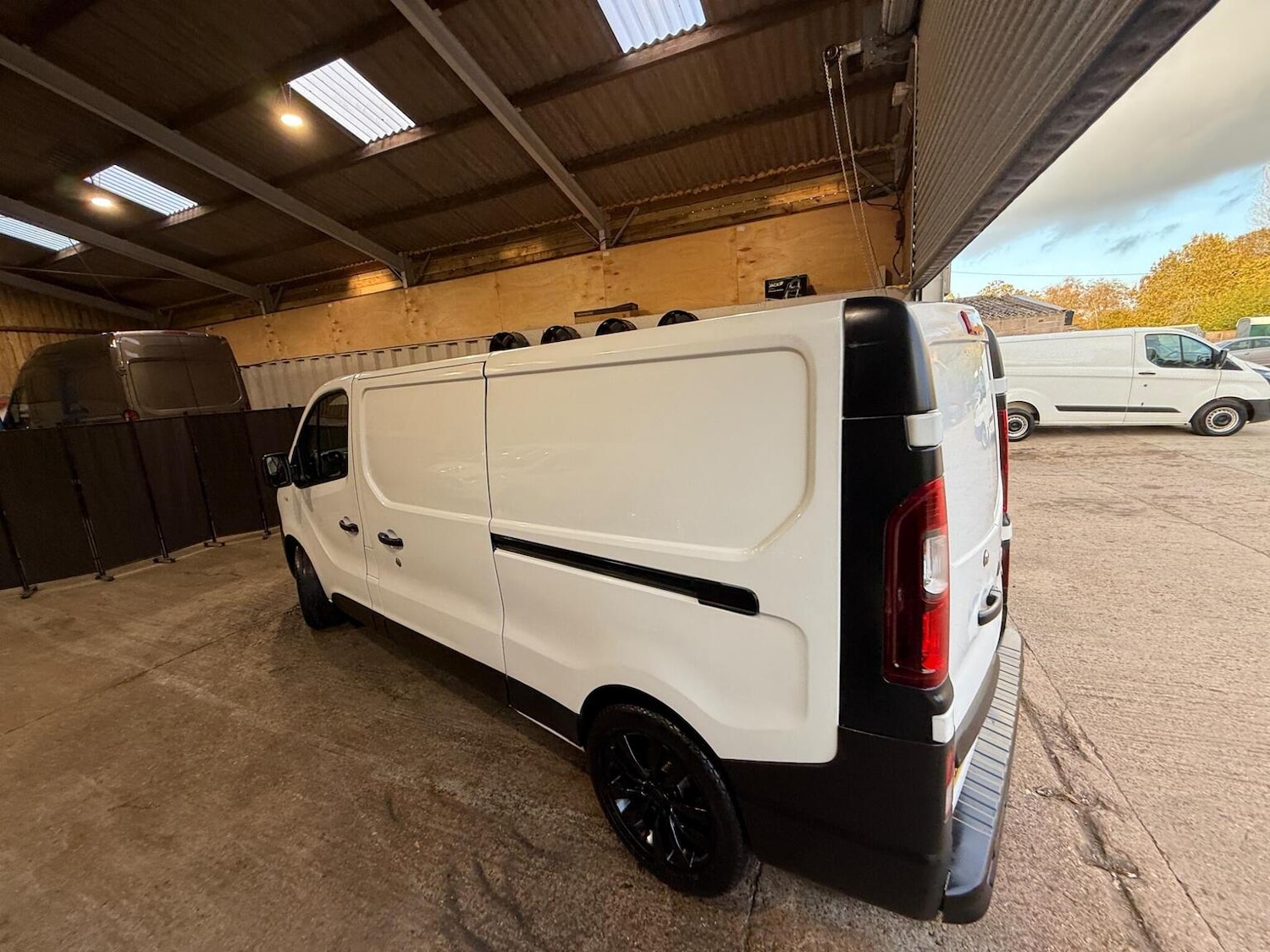 Used Vauxhall Vivaro 2015 for sale - 76299057: Photo 66