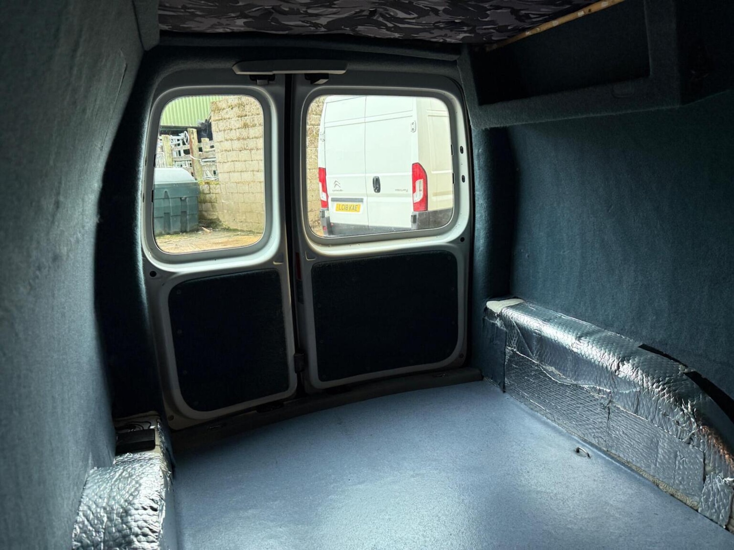 Used Volkswagen Caddy Maxi 2009 for sale - 77065703: Photo 42