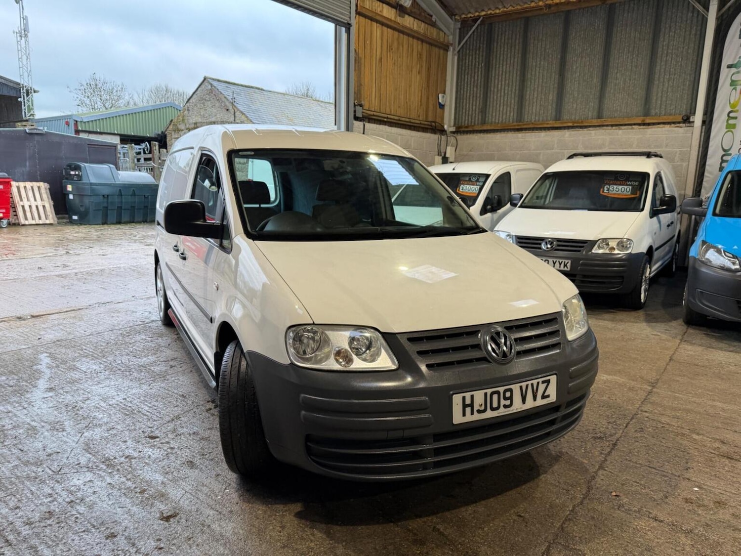 Used Volkswagen Caddy Maxi 2009 for sale - 77065703: Photo 9