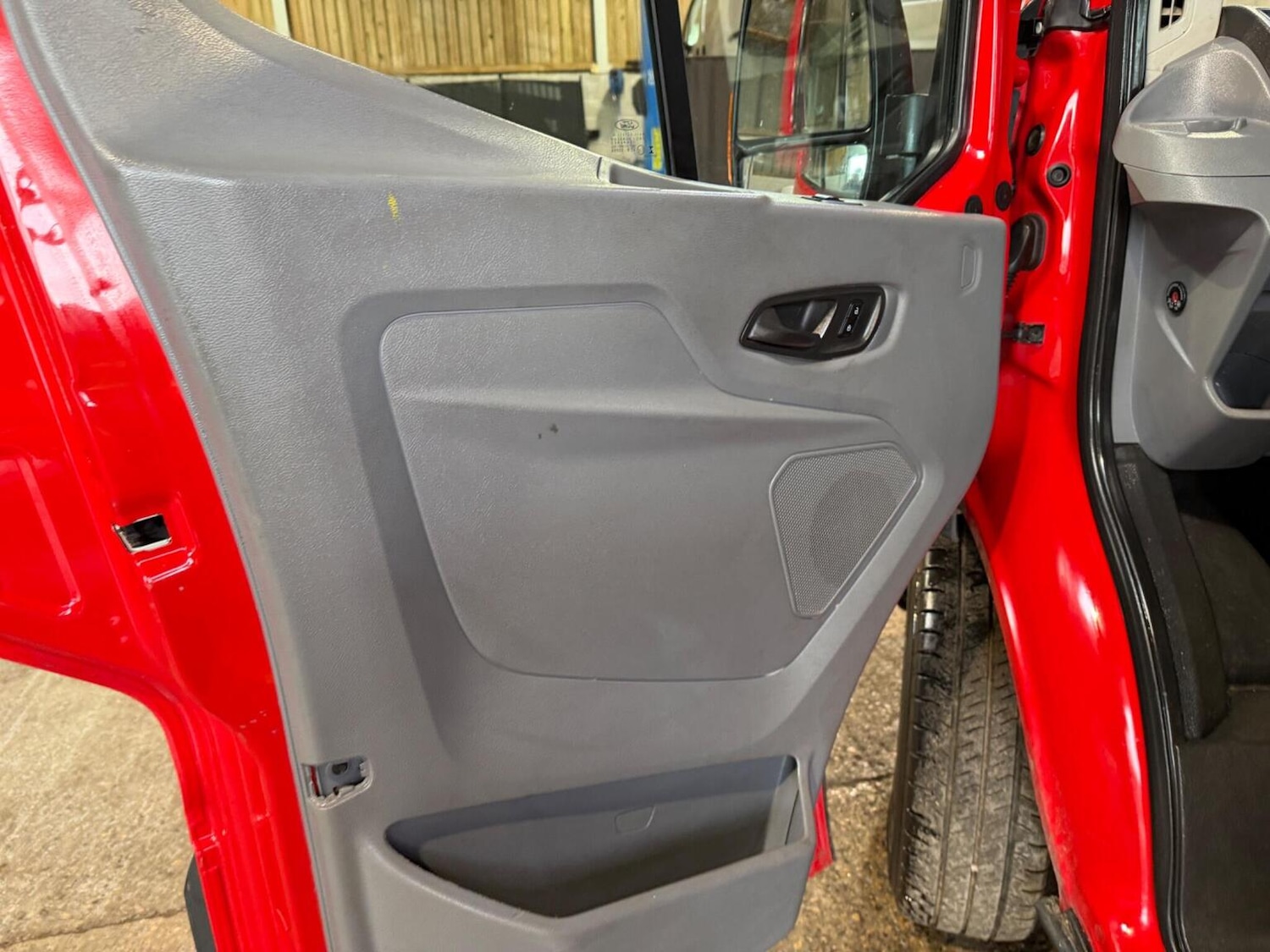 Used Ford Transit 2018 for sale - 76769509: Photo 41