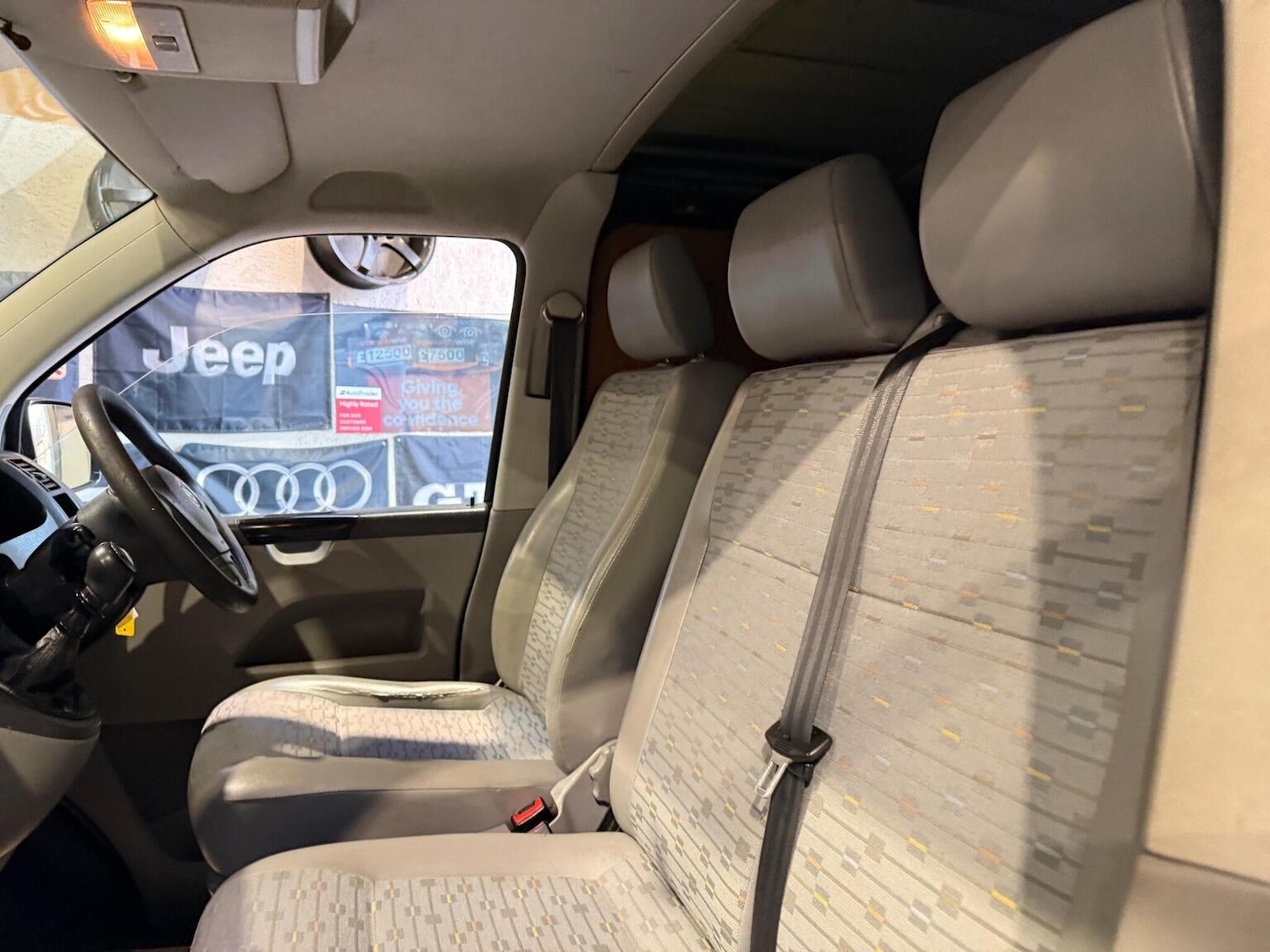 Used Volkswagen Transporter 2010 for sale - 77101381: Photo 25