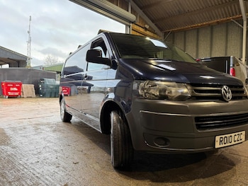 Used Volkswagen Transporter 2010 for sale - 77101381: Photo