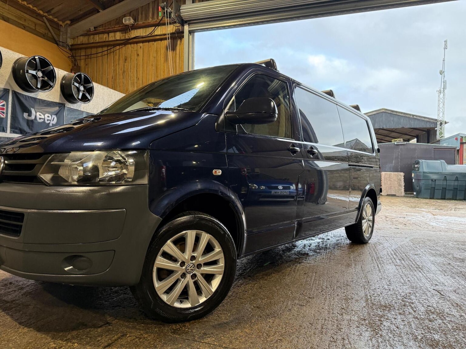 Used Volkswagen Transporter 2010 for sale - 77101381: Photo 3
