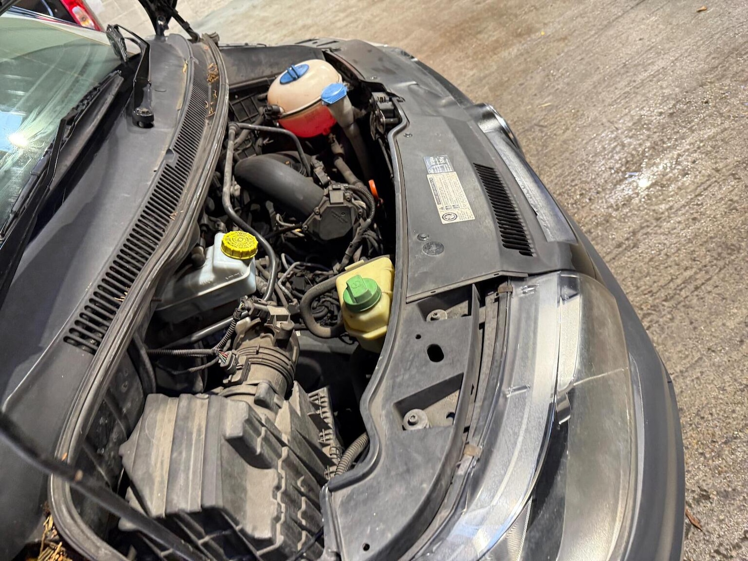 Used Volkswagen Transporter 2010 for sale - 77101381: Photo 43