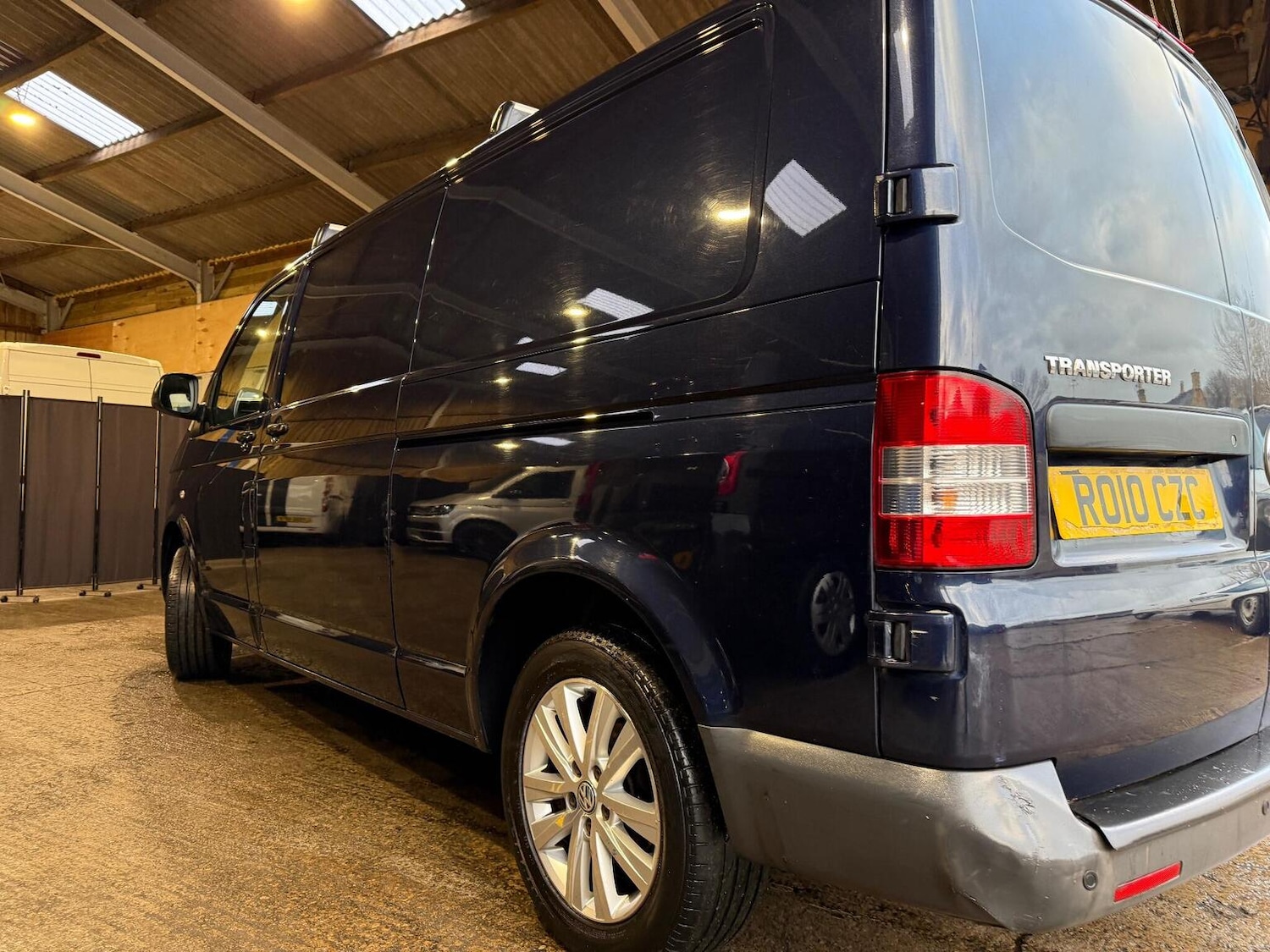 Used Volkswagen Transporter 2010 for sale - 77101381: Photo 50