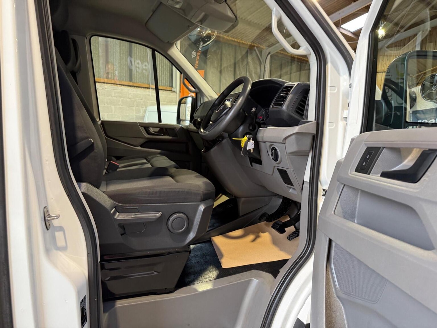 Used Volkswagen Crafter 2019 for sale - 76299072: Photo 45
