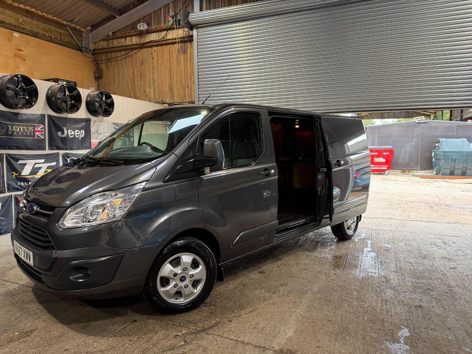 Used Ford Transit Custom 2017 for sale - 76120210: Photo 24