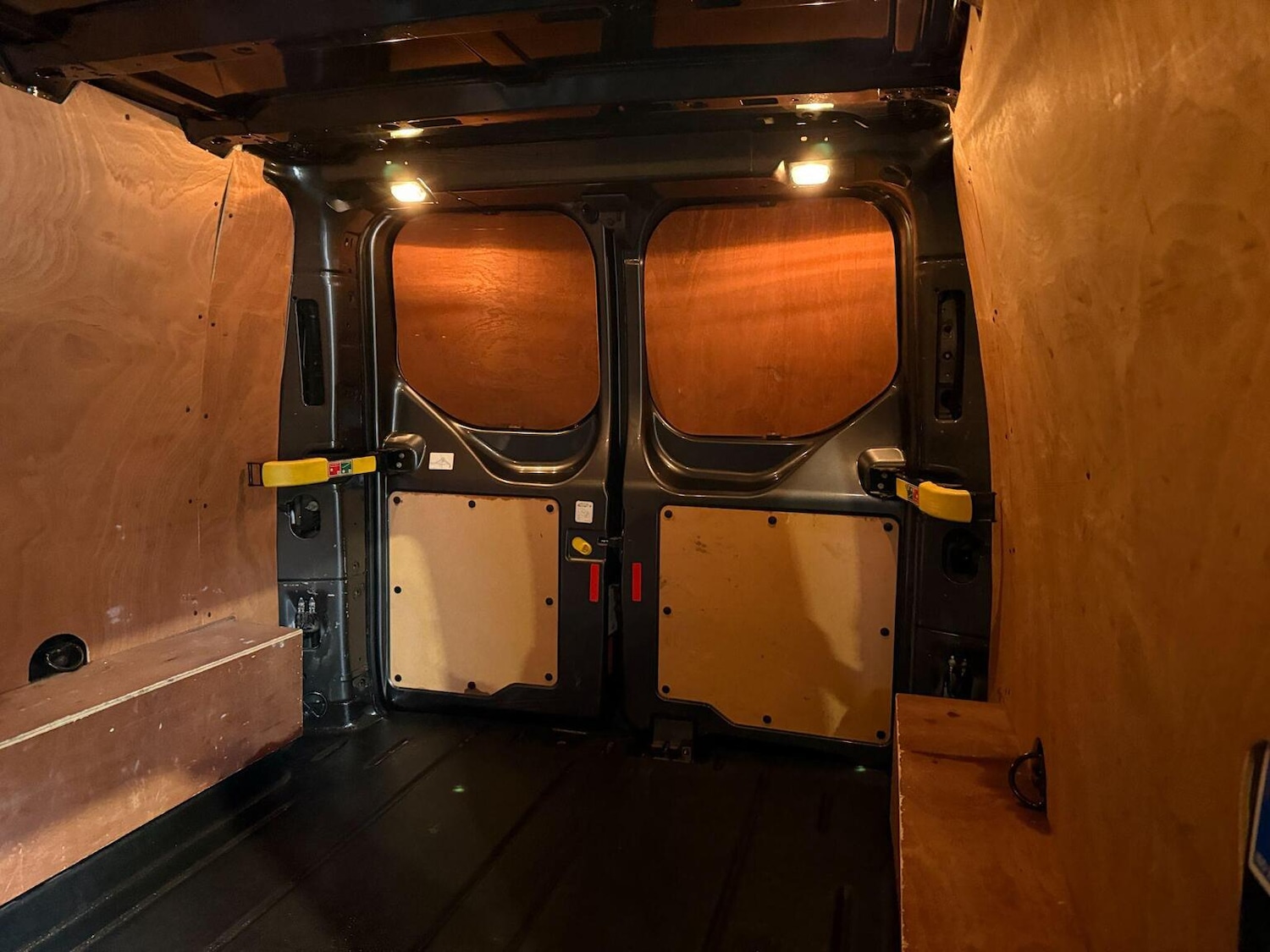 Used Ford Transit Custom 2017 for sale - 76120210: Photo 25