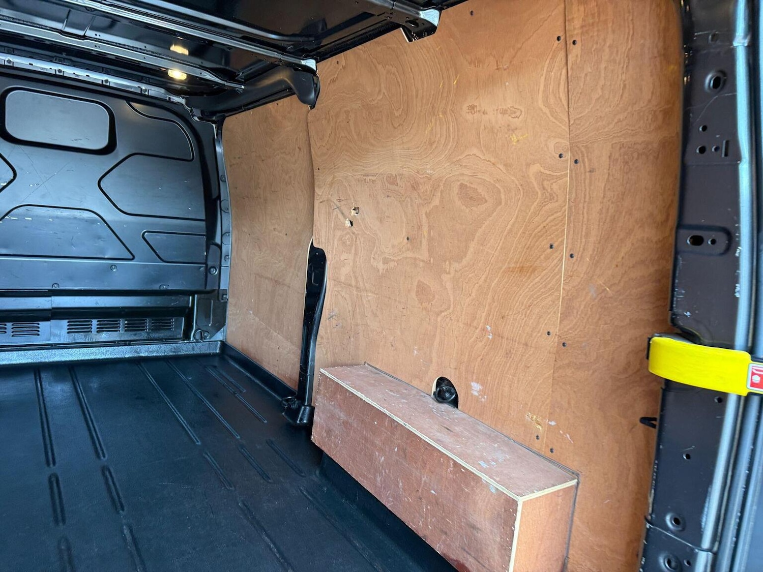 Used Ford Transit Custom 2017 for sale - 76120210: Photo 32