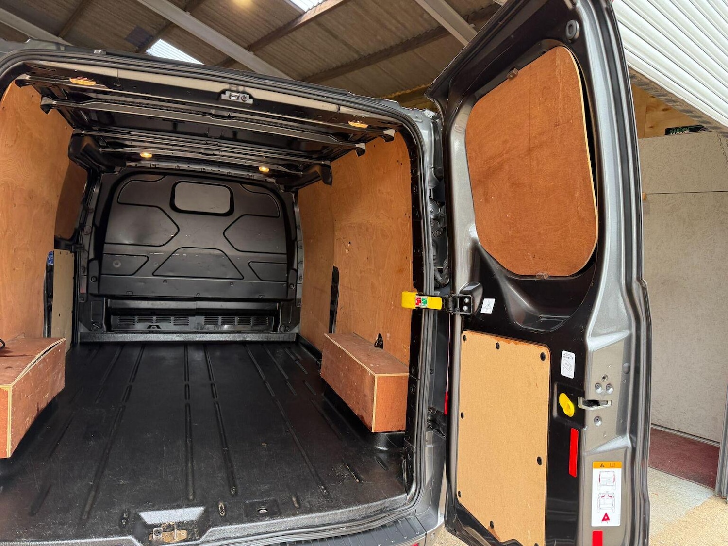Used Ford Transit Custom 2017 for sale - 76120210: Photo 34