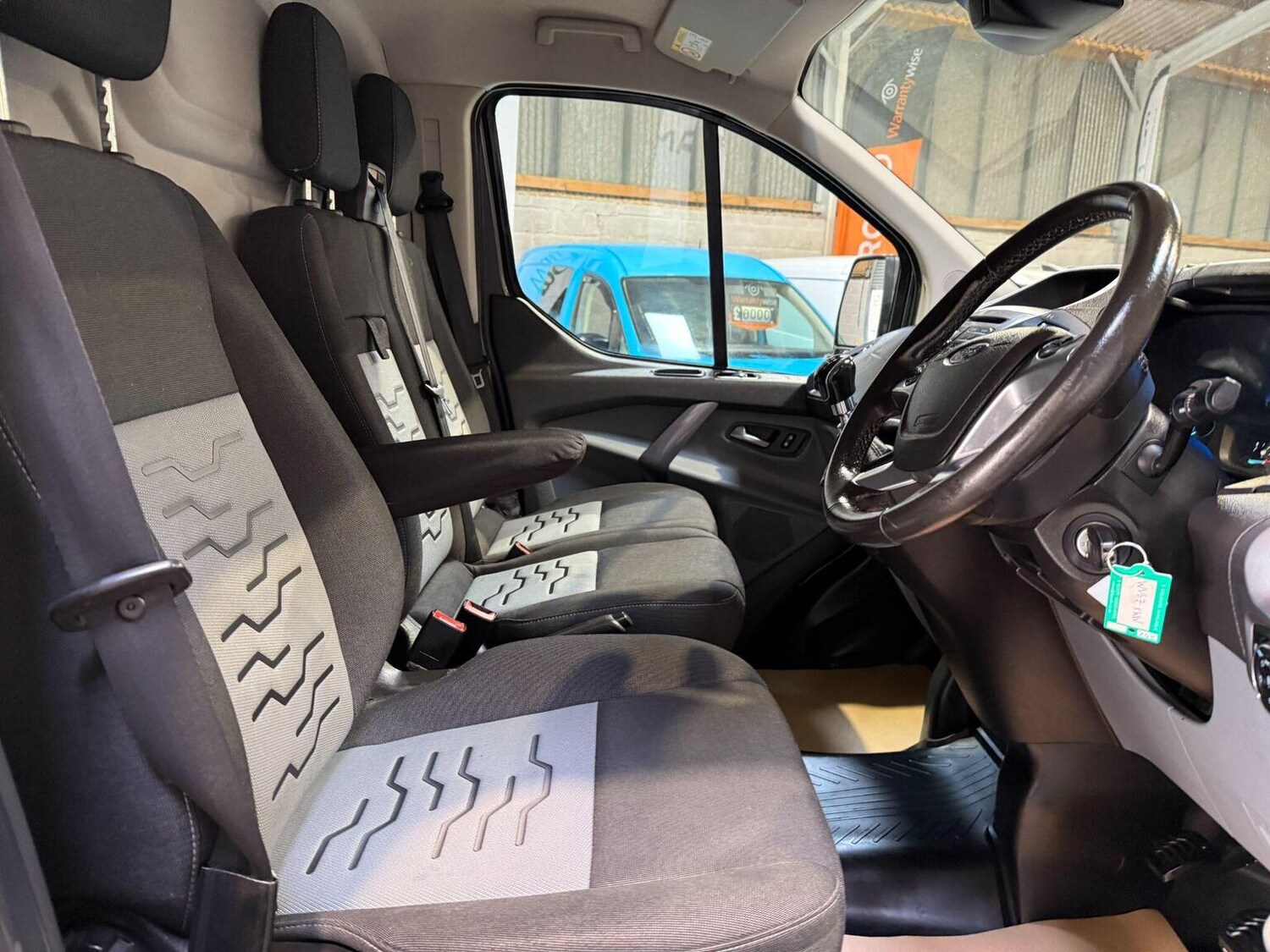 Used Ford Transit Custom 2017 for sale - 76120210: Photo 39