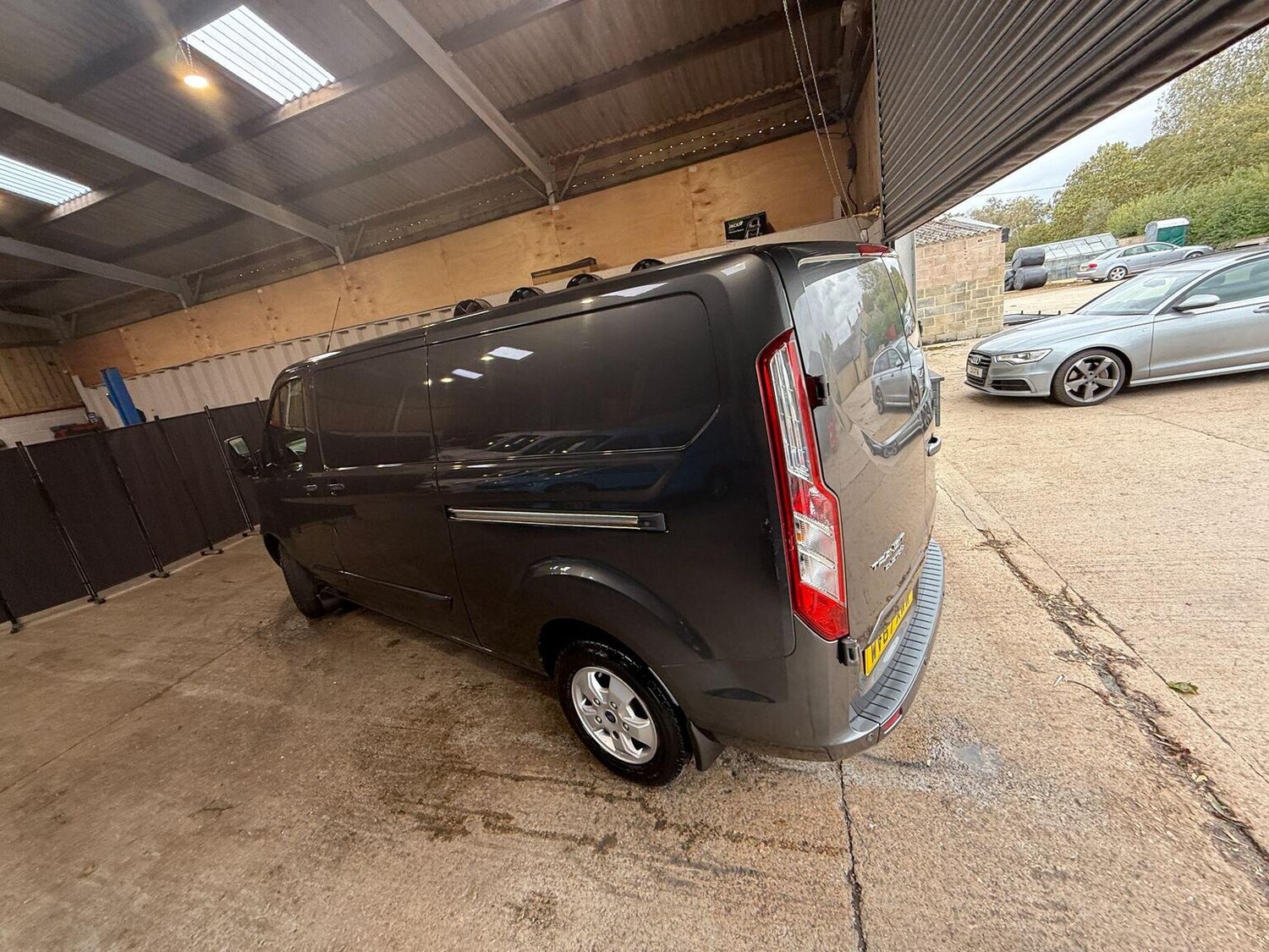 Used Ford Transit Custom 2017 for sale - 76120210: Photo 56