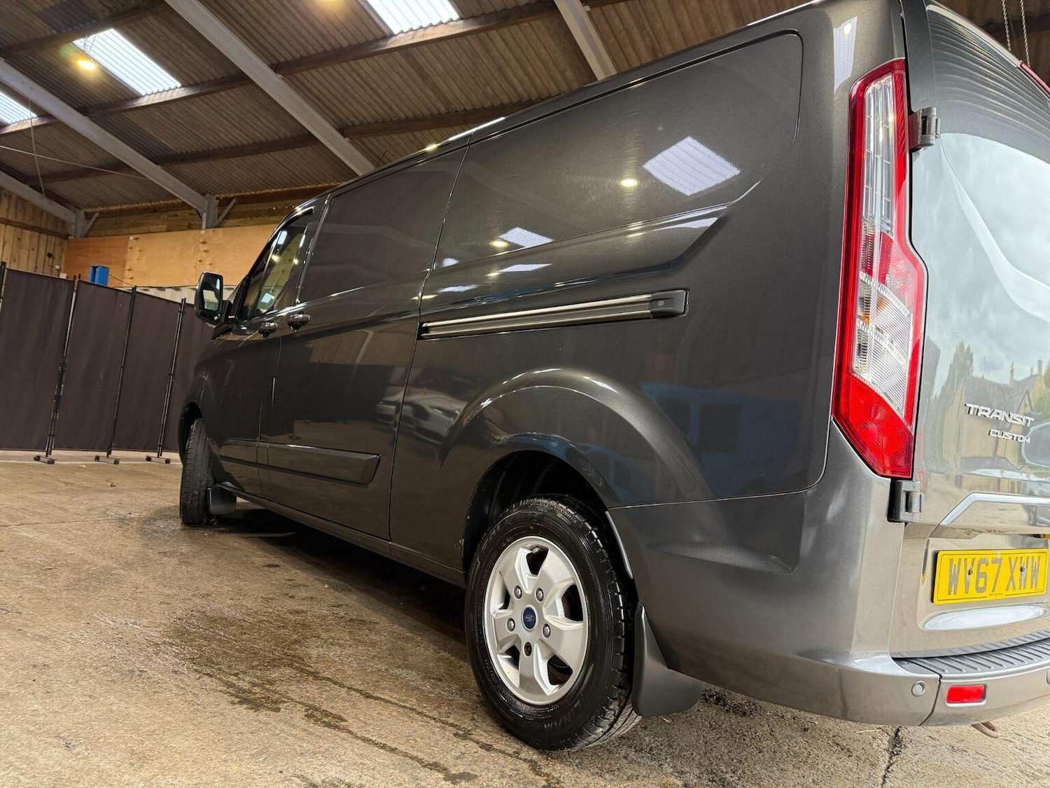 Used Ford Transit Custom 2017 for sale - 76120210: Photo 64