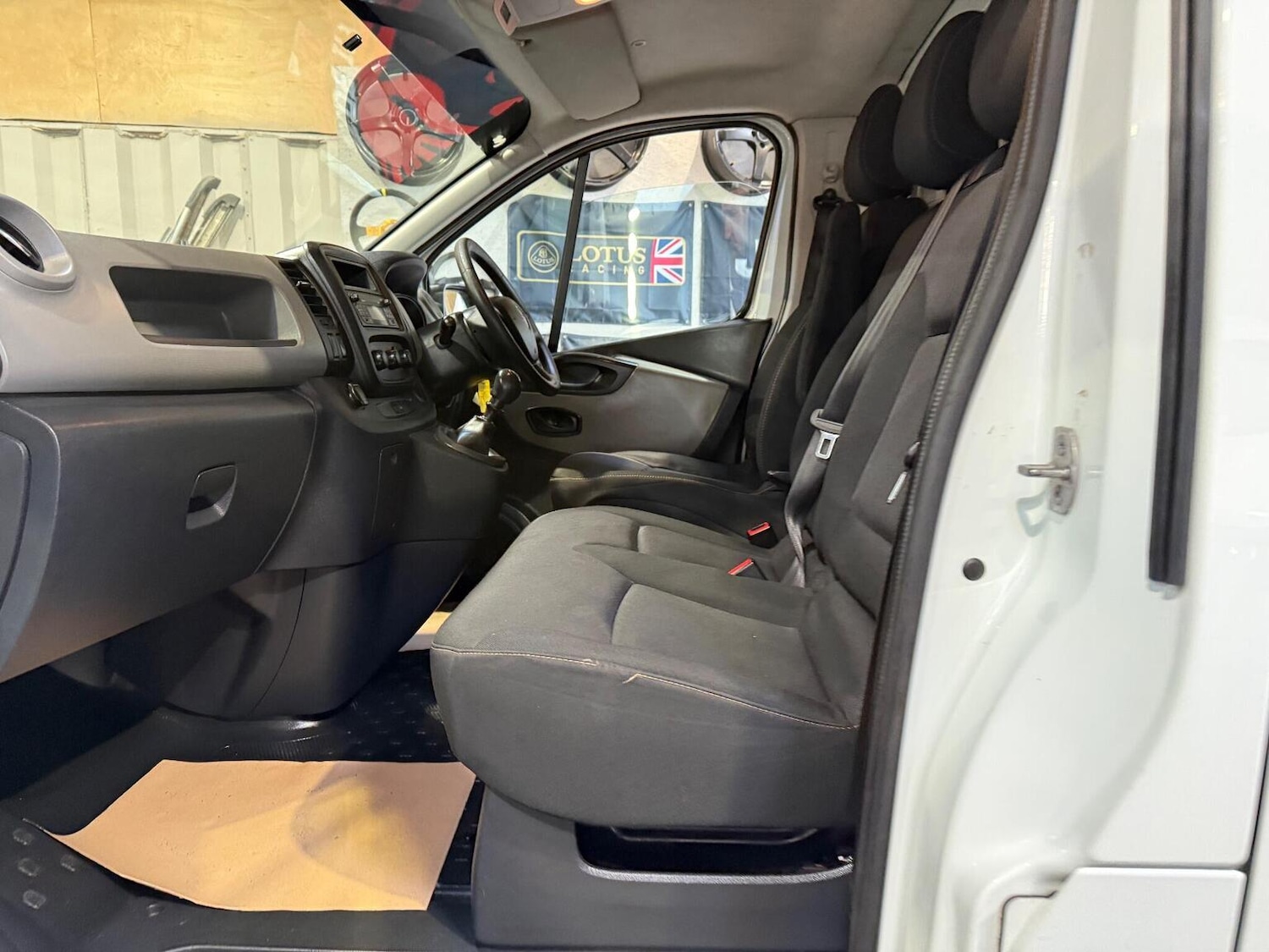 Used Renault Trafic 2019 for sale - 76837002: Photo 28