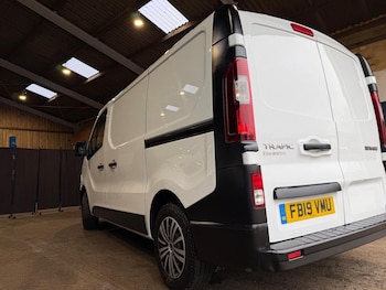 Used Renault Trafic 2019 for sale - 76837002: Photo