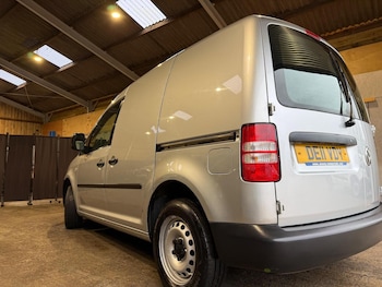 Used Volkswagen Caddy 2011 for sale - 76924399: Photo