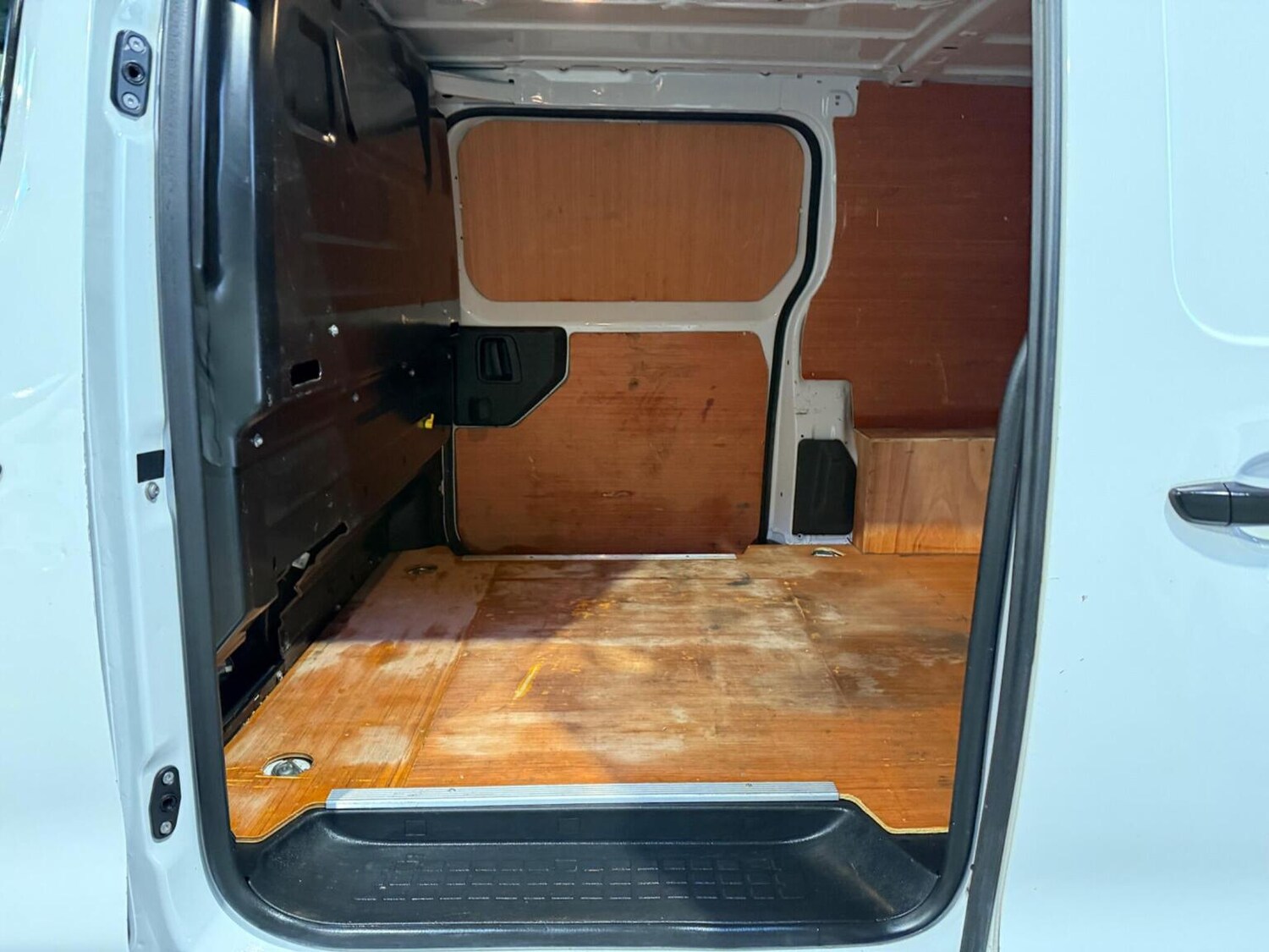 Used Peugeot Expert 2022 for sale - 76536738: Photo 33