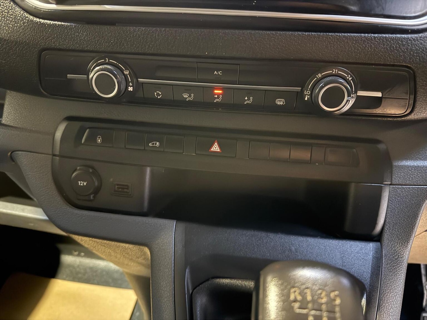 Used Peugeot Expert 2022 for sale - 76536738: Photo 52