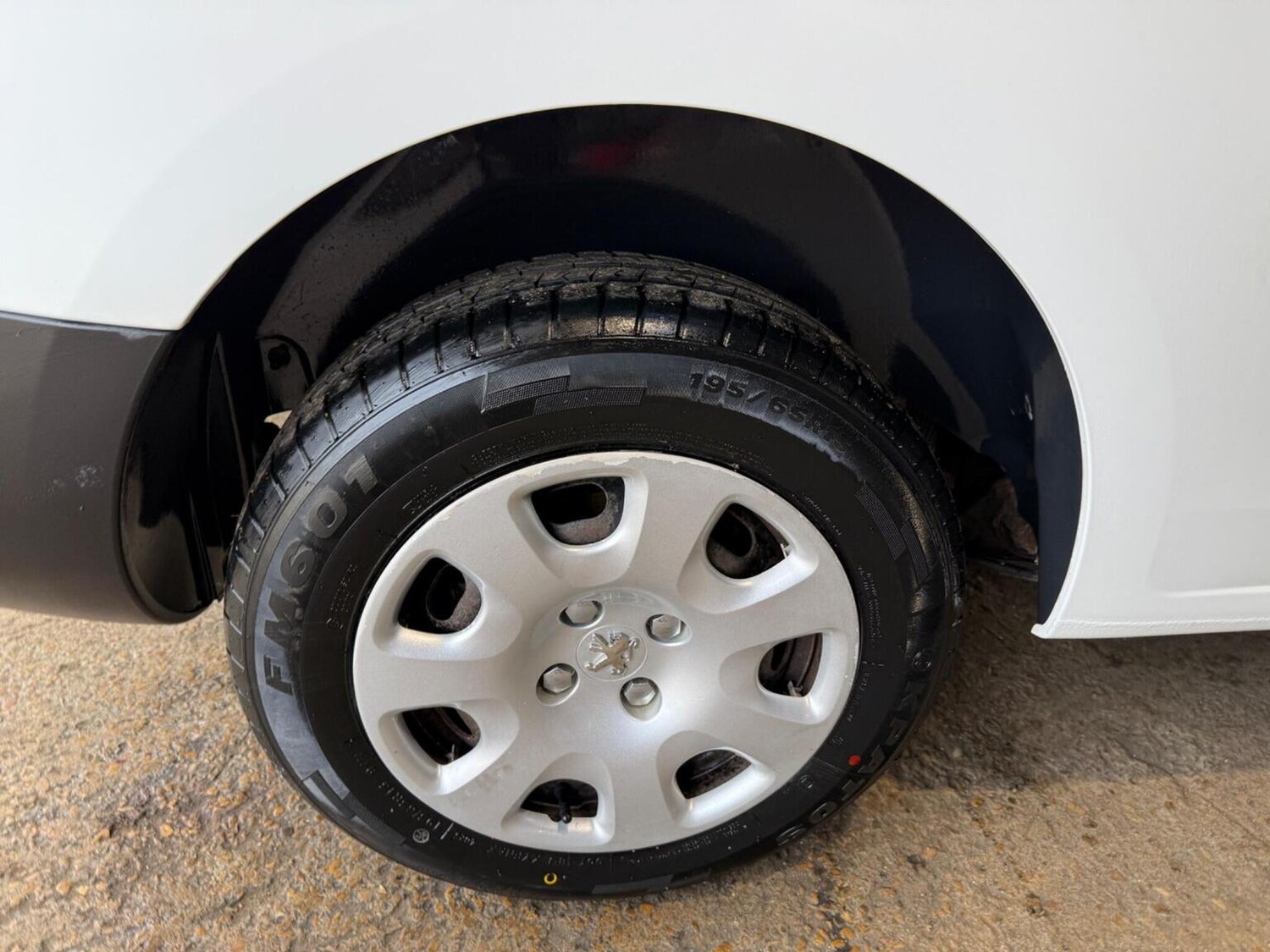 Used Peugeot Partner 2013 for sale - 78038920: Photo 24