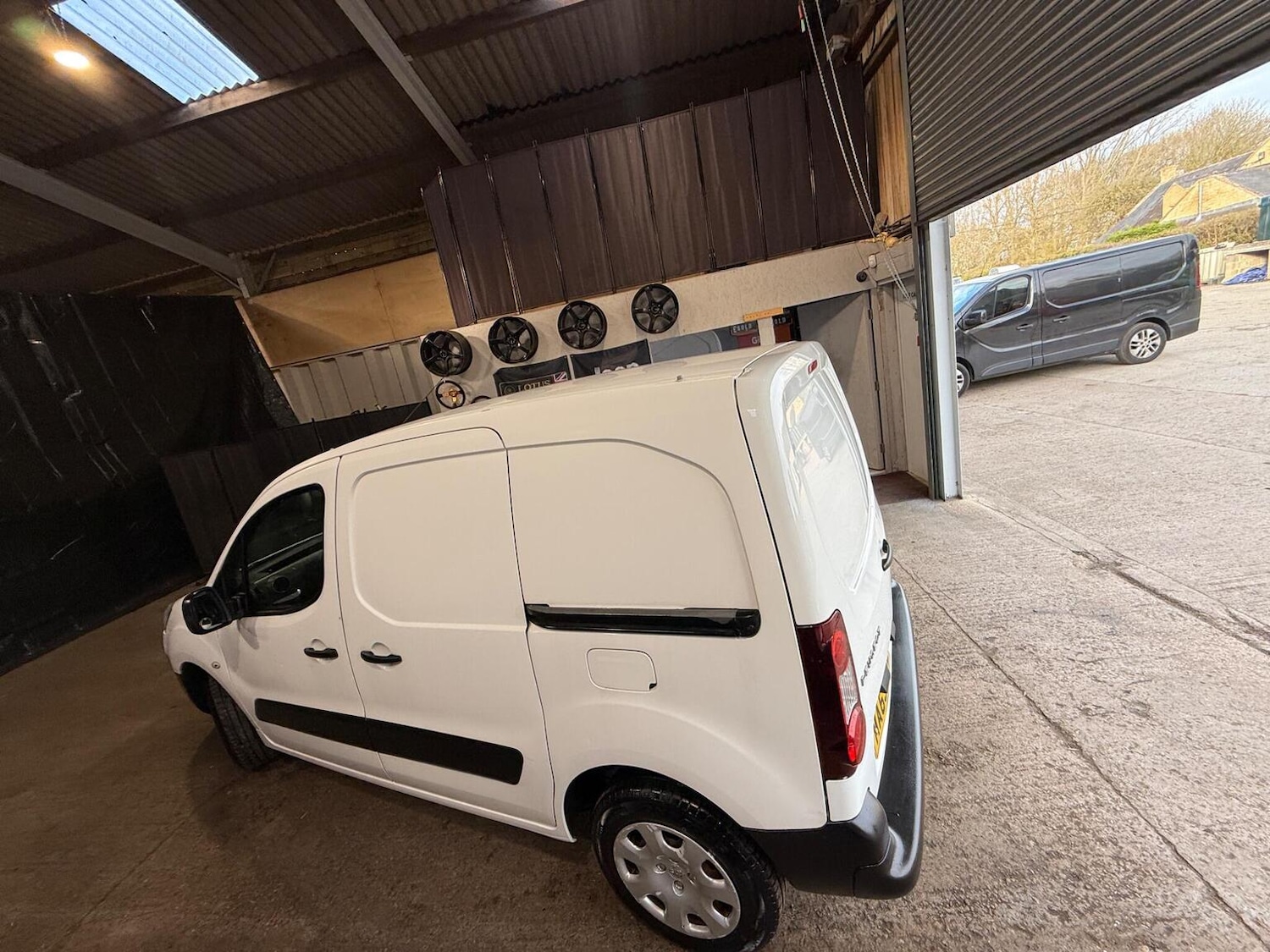 Used Peugeot Partner 2013 for sale - 78038920: Photo 62