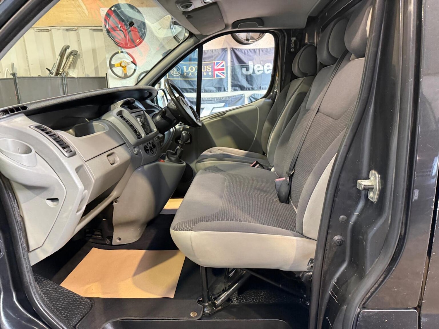 Used Vauxhall Vivaro 2008 for sale - 77459932: Photo 25