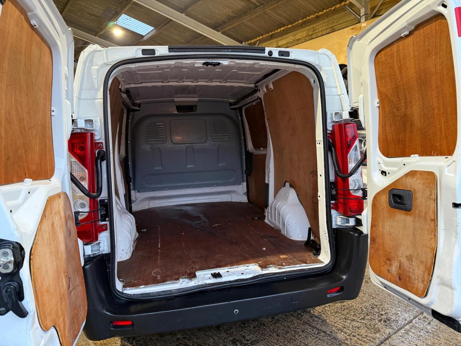 Used Toyota ProAce 2016 for sale - 77277273: Photo 37