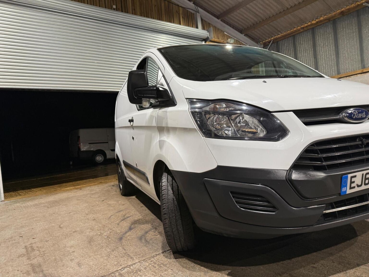 Used Ford Transit Custom 2018 for sale - 76211889: Photo 2