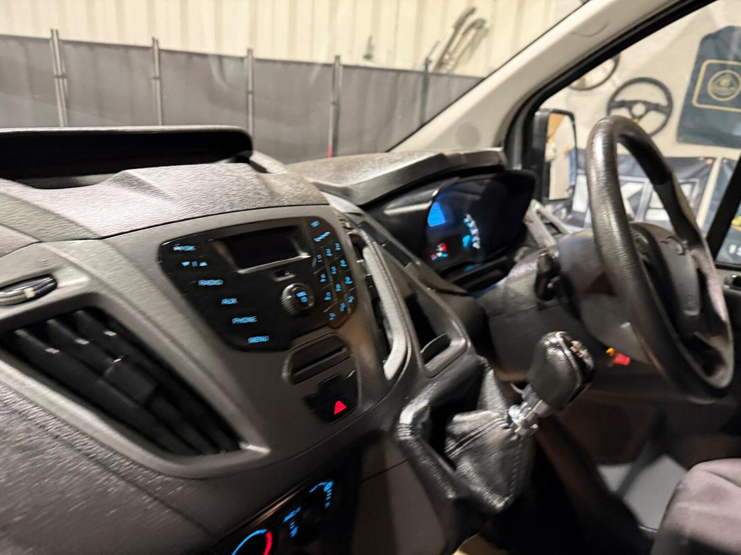 Used Ford Transit Custom 2018 for sale - 76211889: Photo 25