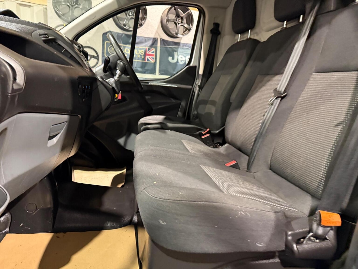 Used Ford Transit Custom 2018 for sale - 76211889: Photo 28
