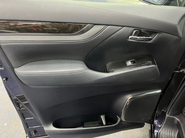 Used Toyota Alphard for sale - 77656423: Photo 19