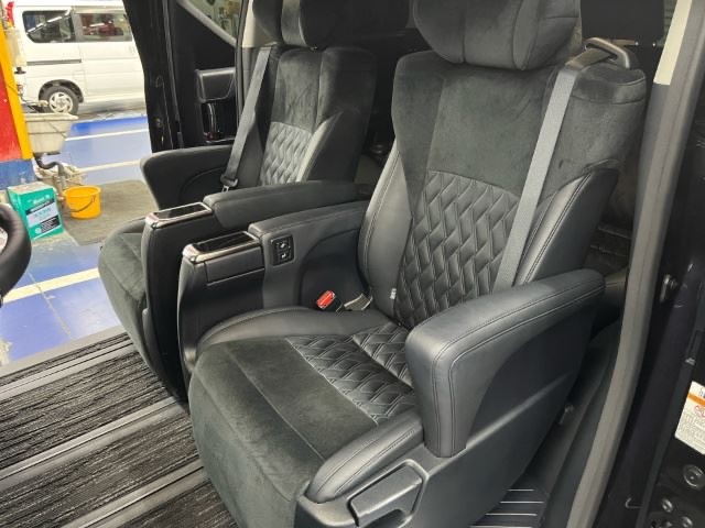 Used Toyota Alphard for sale - 77656423: Photo 20