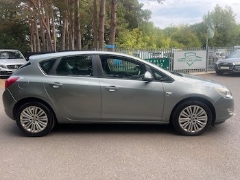 Used Vauxhall Astra 2011 for sale - 75581514: Photo