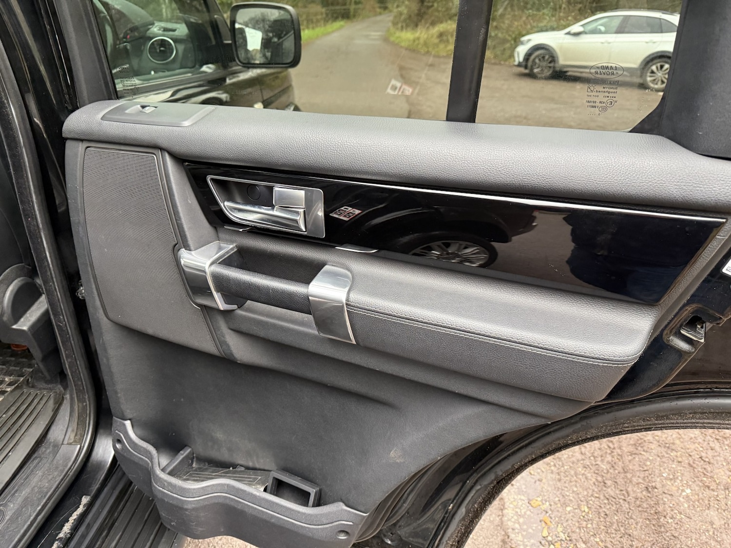 Used Land Rover Discovery 4 2011 for sale - 76956923: Photo 12