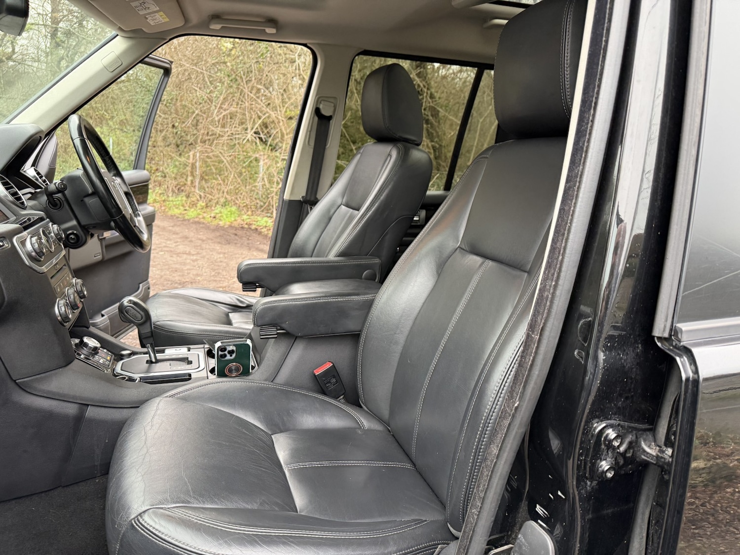 Used Land Rover Discovery 4 2011 for sale - 76956923: Photo 16