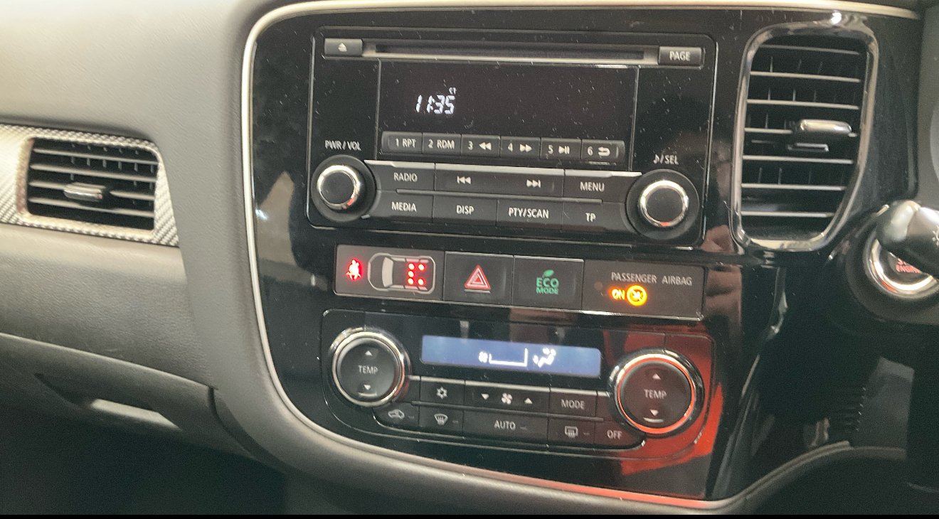 Used Mitsubishi Outlander 2015 for sale - 76643467: Photo 9