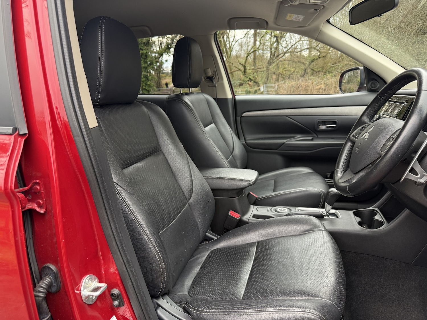 Used Mitsubishi Outlander 2015 for sale - 77609861: Photo 11