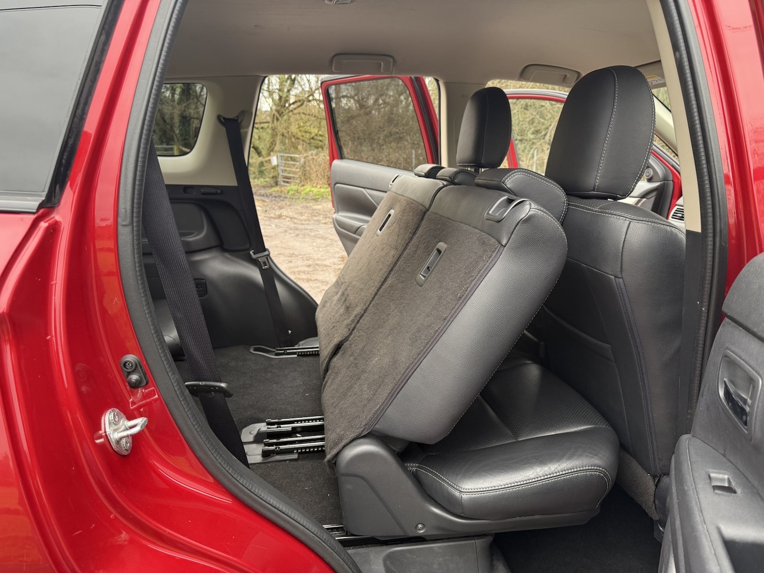 Used Mitsubishi Outlander 2015 for sale - 77609861: Photo 22