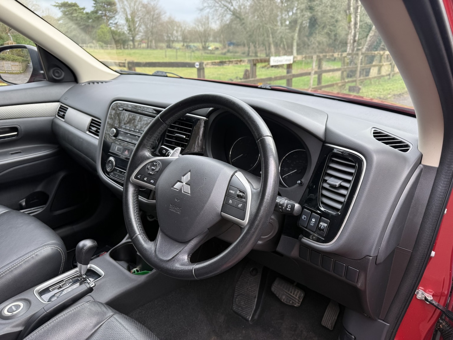 Used Mitsubishi Outlander 2015 for sale - 77609861: Photo 24