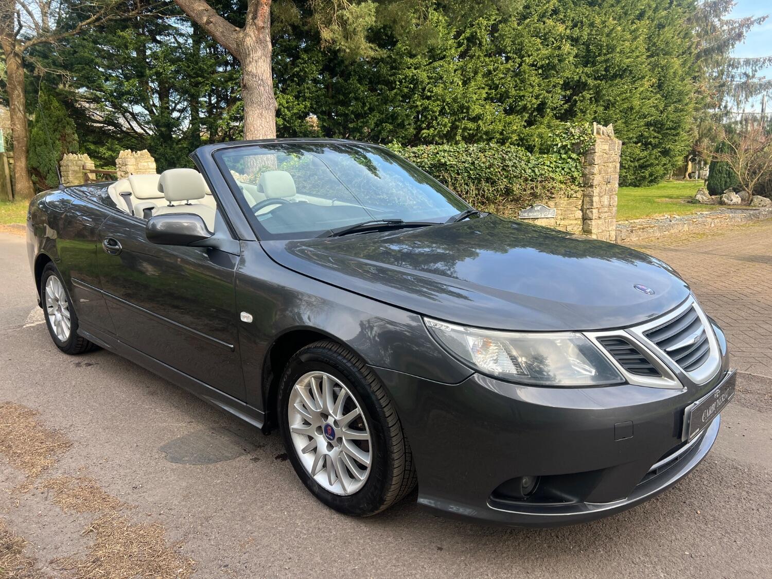 Used Saab 9-3 2010 for sale - 76387329: Photo 1