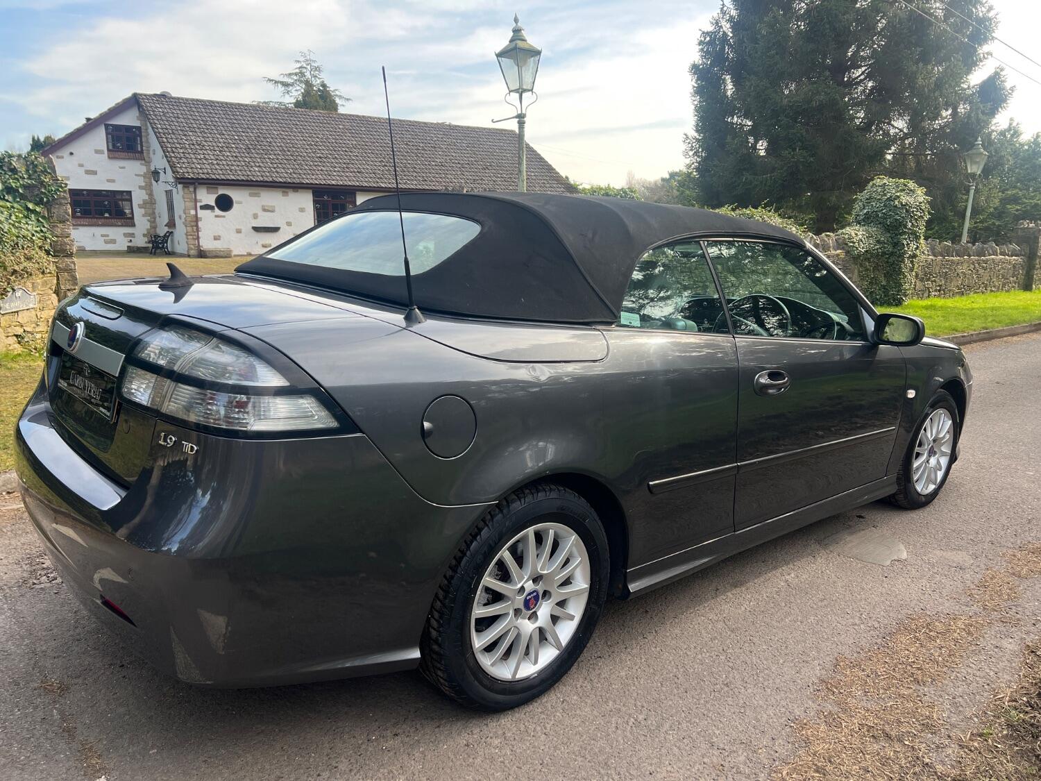 Used Saab 9-3 2010 for sale - 76387329: Photo 11